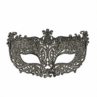 Masque de maquillage en plastique creux en forme de renard rouge et noir doré pour carnaval, Noël et Halloween, vente en gros directe d'usine