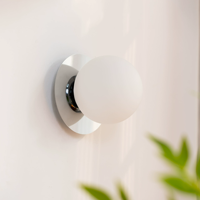 Lampe murale de chevet de chambre à coucher de luxe moderne avec lumière LED pour l'éclairage de table de couloir d'escalier d'hôtel d'arrière-plan de salon