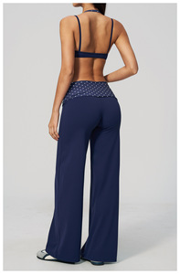 Ensemble de yoga 2 pièces bleu marine à pois, haut court dos nu et short taille repliable, en Spandex et Polyester, séchage rapide, design froncé - Product Image 6