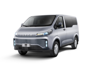 2024 Ivecos Juxing C30L elettrico furgone passeggeri 2.0T 93KW manuale a tetto corto a tetto basso monostruttura auto nuova auto veicolo di energia - Product Image 5