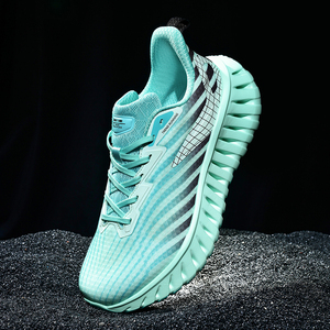 Chaussures de sport unisexes personnalisées, respirantes et légères, en maille, pour hommes, à lacets, pour la course, le jogging, les baskets décontractées et la marche - Product Image 2
