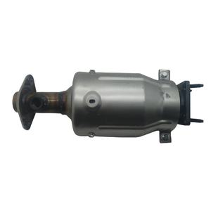 Changan M201 CB10 Engnie için üç yollu katalitik konvertör - Product Image 1