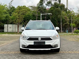 Suzuki SX4 1.6 Automático Usado 2013, Excelente Estado, 1.6L VVT NA, Transmisión Automática de 4 Velocidades, Volante a la Izquierda, Venta al por Mayor de Autos Usados Baratos - Product Image 2
