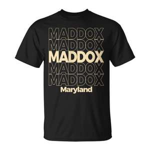 Camiseta Maddox Maryland Repeating Text negra para hombre, cuello redondo, manga corta, ropa informal - Product Image 1
