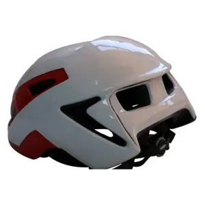 Accesorios de bicicleta baratos casco de ciclista adulto casco de conducción de bicicleta de montaña diseño colorido para hombres