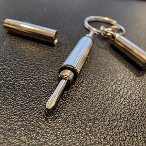 Llaveros de metal portátiles Controlador de autorreparación Llavero y soporte para gafas en uno - Product Image 1