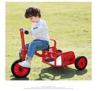 Tricycle pour enfants de maternelle, vélo à double pédale, siège confortable, repose-pieds antidérapants, matériau en caoutchouc, jouet à roulettes pour l'extérieur