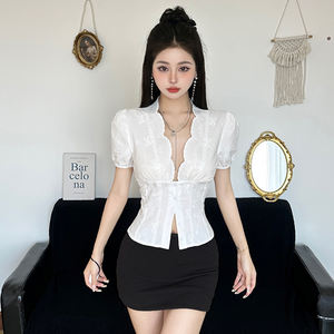 Camisa de Manga Abullonada con Textura y Cuello en V Estilo Francés para Mujer, Corte Entallado, Elegante y Chic para Uso Diario - Product Image 1