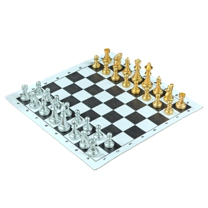 Juego de Ajedrez Profesional de Plástico Dorado y Plateado de 13 Pulgadas con Tapete Enrollable Plegable de Cuero PU Premium de 40 cm, Tubo Crown Tube - Regalo de Viaje de Lujo - Product Image 6