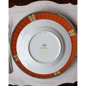 Service de table écologique Bernardaud 12 pièces, décor Grand Versailles, style moderne et classique pour hôtels et restaurants - Product Image 2