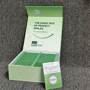 Boîte en carton rigide magnétique personnalisée pour aligneurs dentaires transparents, étui pour aligneurs dentaires, boîtes d'emballage pour aligneurs dentaires avec séparateurs - Product Image 1