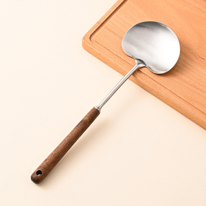 Espátula para Wok de Acero Inoxidable 316L, Resistente al Calor y Anti-Quemaduras, con Mango de Madera, Utensilio de Cocina para Uso Doméstico - Product Image 5