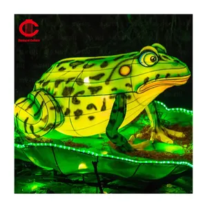 High-end Custom Outdoor Waterproof Animal Frog Lantern Decorative Design in Different Shapes and Colors for Garden Park