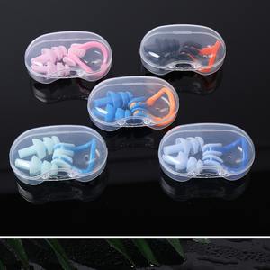 Pinzas <span class=keywords><strong>para</strong></span> la nariz de natación de silicona suave 2 <span class=keywords><strong>tapones</strong></span> <span class=keywords><strong>para</strong></span> <span class=keywords><strong>los</strong></span> oídos impermeables con tapón nasal <span class=keywords><strong>para</strong></span> nadar en stock - Product Image 5