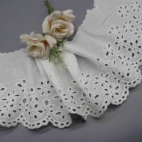 Tissu en dentelle brodée à œillets 100% coton de haute qualité, ruban floral pour robes de femmes et décoration intérieure