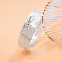 Bracelet d'ouverture de Sutra National Lotus Heart Vintage Imitation Miao Bracelet réglable en argent polyvalent pour un usage quotidien