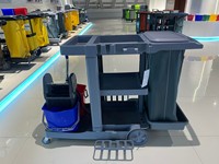 Chariot de nettoyage multifonctionnel, chariot de nettoyage commercial, chariot utilitaire en PP, 4 roues, capacité de 300 lb, pour hôtel, bureau
