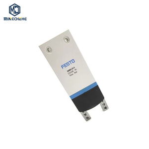 PLC Industrial Nuevo de Alta Calidad, Modelo 1, con Comunicación RS485 para Fabricación y Procesamiento, Envío Rápido - Product Image 1