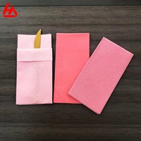 Tissu rose en papier de soie avec logo personnalisé comme des serviettes avec poche à couverts pour restaurant