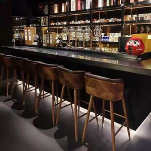 Taburetes de Bar de cuero vintage, taburetes de restaurante, sillas de Bar para cocina, diseño nórdico, madera de nogal para café, Silla sólida moderna y <span class=keywords><strong>Casino</strong></span> - Product Image 3