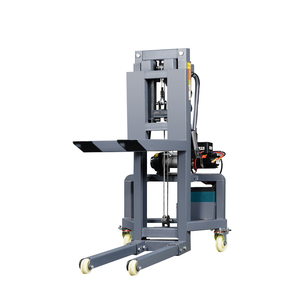 BENTENG - Mini Montacargas Eléctrico Personalizado de 300 kg, Batería de Litio, Longitud de Horquilla de 900 mm, Apilador Autocargable de Paletas Anchas - Product Image 6