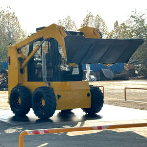 Быстрая доставка: Многофункциональный гидравлический мини-погрузчик с двигателем Kubota и сертификатом CE - Product Image 1