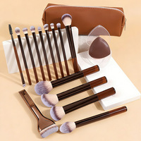 Set Kuas Makeup Wajah 17 Buah, Bulu Nilon, Gagang Plastik, Termasuk Aplikator Foundation, Bedak Tabur, dan Krim Mata