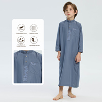 Kaftan à col en V pour enfants, Jubba islamique, robe saoudienne, robe de prière du Ramadan, Thobe musulman pour garçons, bleu marine, manches courtes, broderie blanche