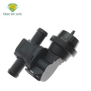 A2702001600วาล์วควบคุมน้ำสำหรับรถยนต์เมอร์เซเดสเบนซ์ X156วาล์วปิด W176 - Product Image 3