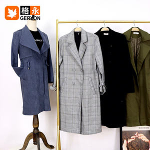 Geryon Fardos de Roupas Usadas Vintage Femininas de Inverno: Sobretudos e Casacos de Comprimento Médio, Limpos, 90-98% Novos, Qualidade de Exportação - Product Image 1