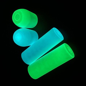 ชุดแก้วน้ำสแตนเลสเก็บความร้อน-เย็น ป้องกันการรั่วซึม รุ่น Glow Dark Eco-Friendly สีเขียว-น้ำเงิน ขนาด 20 ออนซ์ ผนังสองชั้นสุญญากาศ ฝาปิดแน่นสนิท เหมาะสำหรับงานปาร์ตี้ - Product Image 4