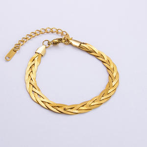 European And American Style 18K Gold Woven Clavicle <b>Chain</b> Light Luxury High End Feel Non Fading <b>Titanium</b> Steel Necklace Gift - Product Image 4
