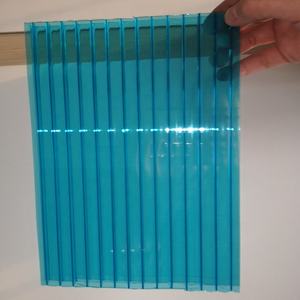 Lámina <span class=keywords><strong>de</strong></span> <span class=keywords><strong>Policarbonato</strong></span> Transparente <span class=keywords><strong>de</strong></span> Doble Pared Azul <span class=keywords><strong>de</strong></span> 10 <span class=keywords><strong>mm</strong></span> y 12 <span class=keywords><strong>mm</strong></span> con 10 Años <span class=keywords><strong>de</strong></span> Garantía - Product Image 4