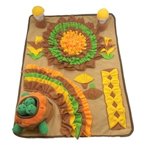 Alfombra olfativa para perros, juguete de rompecabezas de erizo, alfombra grande para olfatear con setas chirriantes, alfombra portátil para excavar en interiores/exteriores - Product Image 1