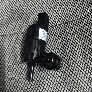 Motor de inyección de agua 84801575 para vehículos Chevrolet, Cadillac, GMC Tahoe, Yukon, GM, motor de escobillas, plástico, hecho en China - Product Image 3