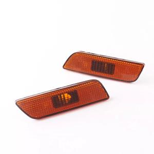 Luz Lateral Delantera para Volvo S80 PC 1999-2006, Amarillo y Negro, OEM 9188263 9188264 30744360 30744361 - Product Image 4