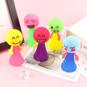 Muñeco Miniatura Saltarín de Colores Aleatorios, Juguete Antiestrés para Niños de 2 a 4 Años, Juguete Sensorial - Product Image 1