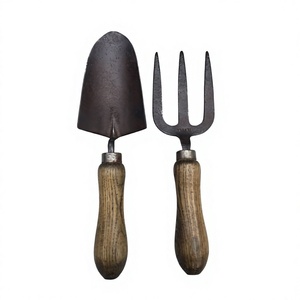 Ensemble de pelle et de fourche de jardin en fer forgé fait main avec manches en bois pour l'entretien des plantes en extérieur, outils de jardinage, accessoires de jardinage - Product Image 1