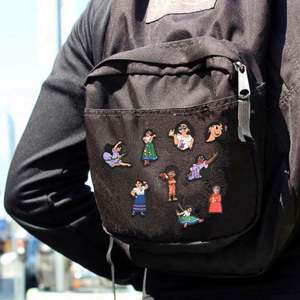 Di alta qualità all'ingrosso Oem e Odm <span class=keywords><strong>Karol</strong></span> G distintivo Custom metallo morbido duro risvolto Pin Manana Sera Bonito smalto perni per i vestiti - Product Image 3