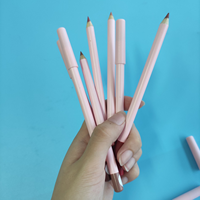 Crayon à lèvres crémeux rose mat végétalien à marque privée