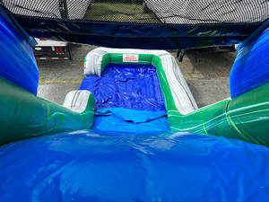 Château gonflable avec toboggan, en promotion, pour location commerciale en extérieur lors de fêtes - Product Image 4