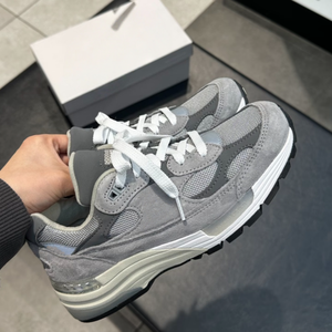 Dropshipping : Baskets de luxe de créateur, de marque originale, personnalisées à lacets, style basketball robuste, avec empeigne en maille, tendance mode - Product Image 2