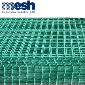 Pannelli di recinzione in rete metallica saldata zincata 2x2 con fori quadrati, realizzati in filo di ferro - Product Image 6