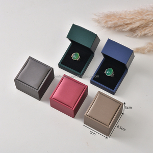 Caja de Embalaje de Joyería de Piel Sintética de Lujo con Logotipo Personalizado a Precio de Fábrica, para Anillos, Pulseras, Collares, Colgantes y Pendientes de Terciopelo FENFEN LASI - Product Image 2