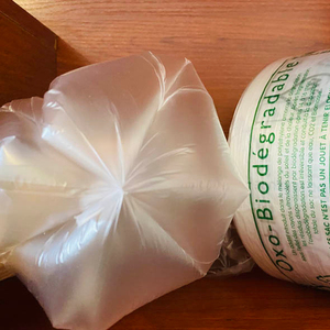 ม้วนถุงใส่อาหารแบบซีลรูปดาว HDPE ย่อยสลายได้ทางชีวภาพ สำหรับใช้ในซูเปอร์มาร์เก็ตและงานแสดงสินค้า - Product Image 4