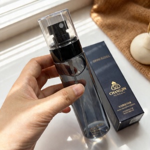 Atomizador de Niebla Fina Recargable al por Mayor, Botella de Spray de Viaje de Plástico Negro a Prueba de Fugas con Embalaje para Productos de Belleza - Product Image 4