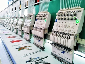 Yonthin高速フラット刺繍機9針22ヘッド小型コンピューターシーケンス刺繍機 - Product Image 3