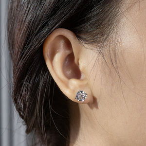 Bijoux Messi MSE-016 Boucles d'oreilles en or blanc 9 carats avec diamants ronds en stock - Product Image 5