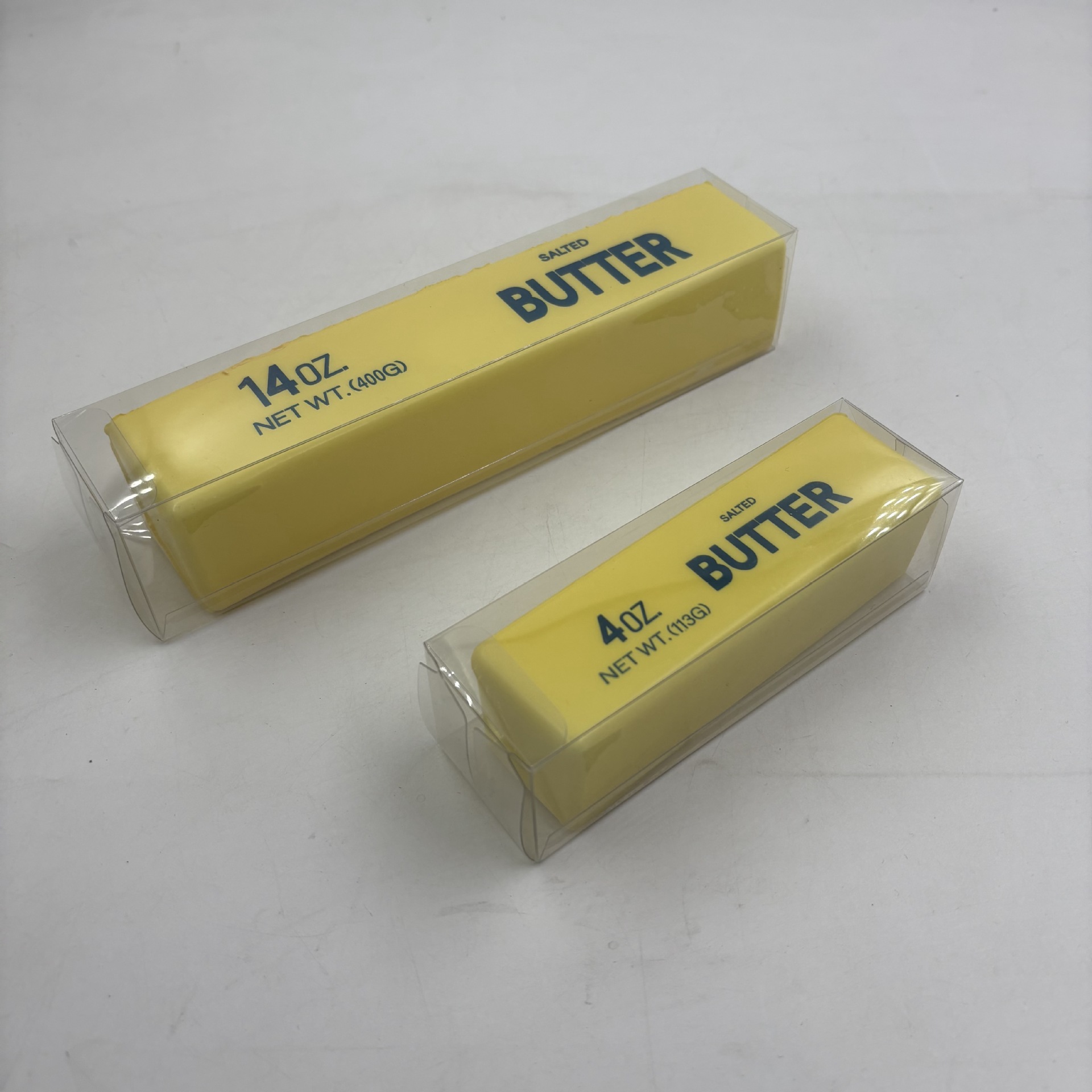 Petits bâtonnets de beurre (boîte transparente en PVC)