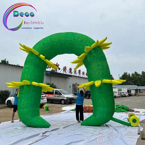 Arche géante gonflable en forme de plante verte pour la décoration d'entrée d'événements tels que les festivals culinaires et les fermes - Product Image 4